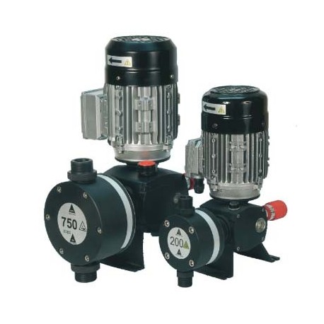 Bomba dosificadora pistón 3PH 200 l/h 11bar PP 3/4 Bomba dosificadora pistón 3PH 200 l/h 11bar PP 3/4